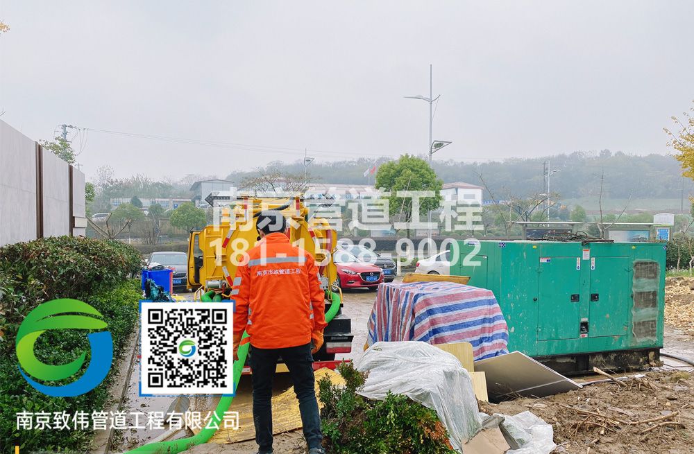 303嘉定售楼部抽粪
