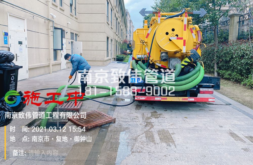 322嘉定幼儿园隔油池清理